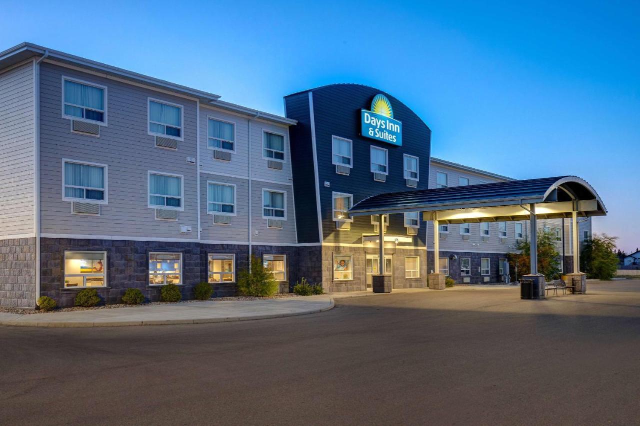 Days Inn & Suites By Wyndham Warman Εξωτερικό φωτογραφία